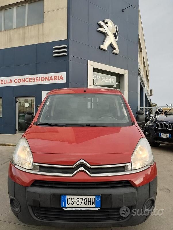 Usata Citroën Berlingo XTR 92 CV (67 kW) 2014 Rosso Monovolume