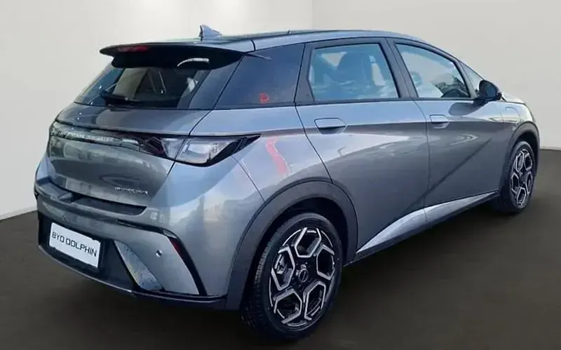 Nuova BYD Dolphin Comfort 150 kW (204 CV) 2026 Time gray Utilitaria