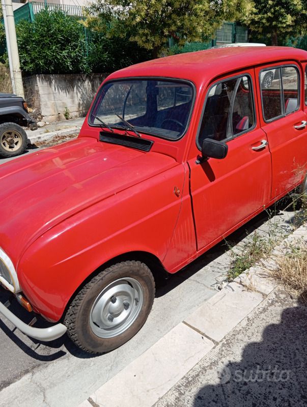Rosso Usata 1985 Renault R4 Tre volumi | 3250 € - Immagine 1/4