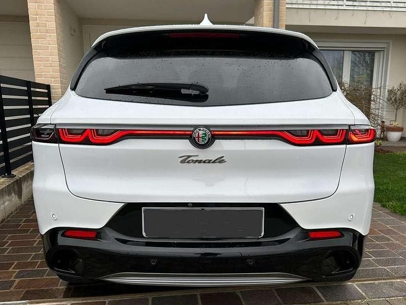Usata Alfa Romeo Tonale Ti 131 CV (96 kW) 2023 Bianco SUV