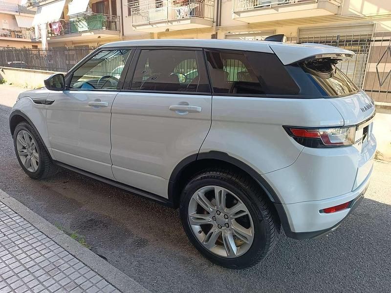 Usata Land Rover Range Rover evoque HSE Dynamic 179 CV (131 kW) 2018 Bianco SUV