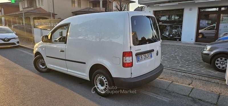 Usata VW Caddy 105 CV (77 kW) 2010 Bianco Monovolume
