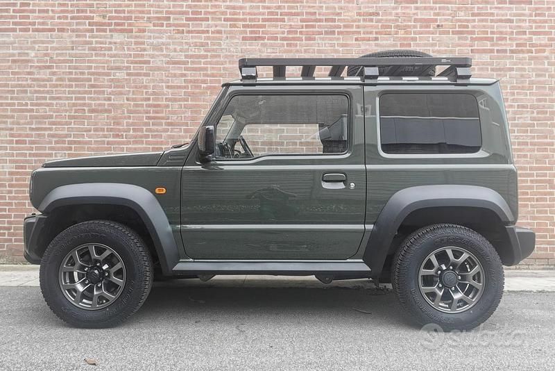 Usata Suzuki Jimny 102 CV (75 kW) 2019 Verde SUV