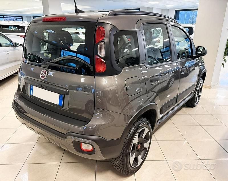 Usata Fiat Panda Cross Cross 85 CV (62 kW) 2021 Grigio Utilitaria