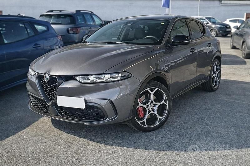Grigio Usata 2024 Alfa Romeo Tonale Veloce SUV | 23.750 € (Ottimo prezzo) - Immagine 1/4