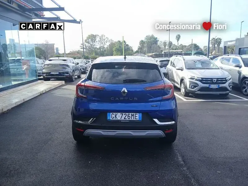 Usata Renault Captur Intens 143 CV (105 kW) 2023 Blu/azzurro SUV
