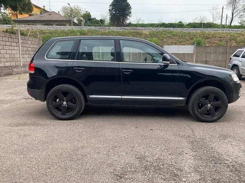 Usata VW Touareg R 174 CV (127 kW) 2006 Nero SUV