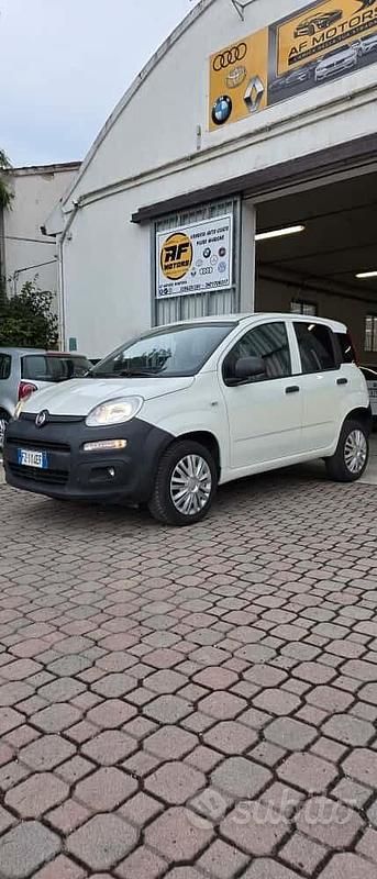 Usata Fiat Panda Pop 84 CV (61 kW) 2020 Bianco Utilitaria