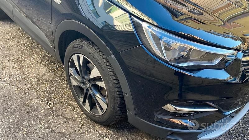 Usata Opel Grandland X Ultimate 130 CV (95 kW) 2019 Nero SUV