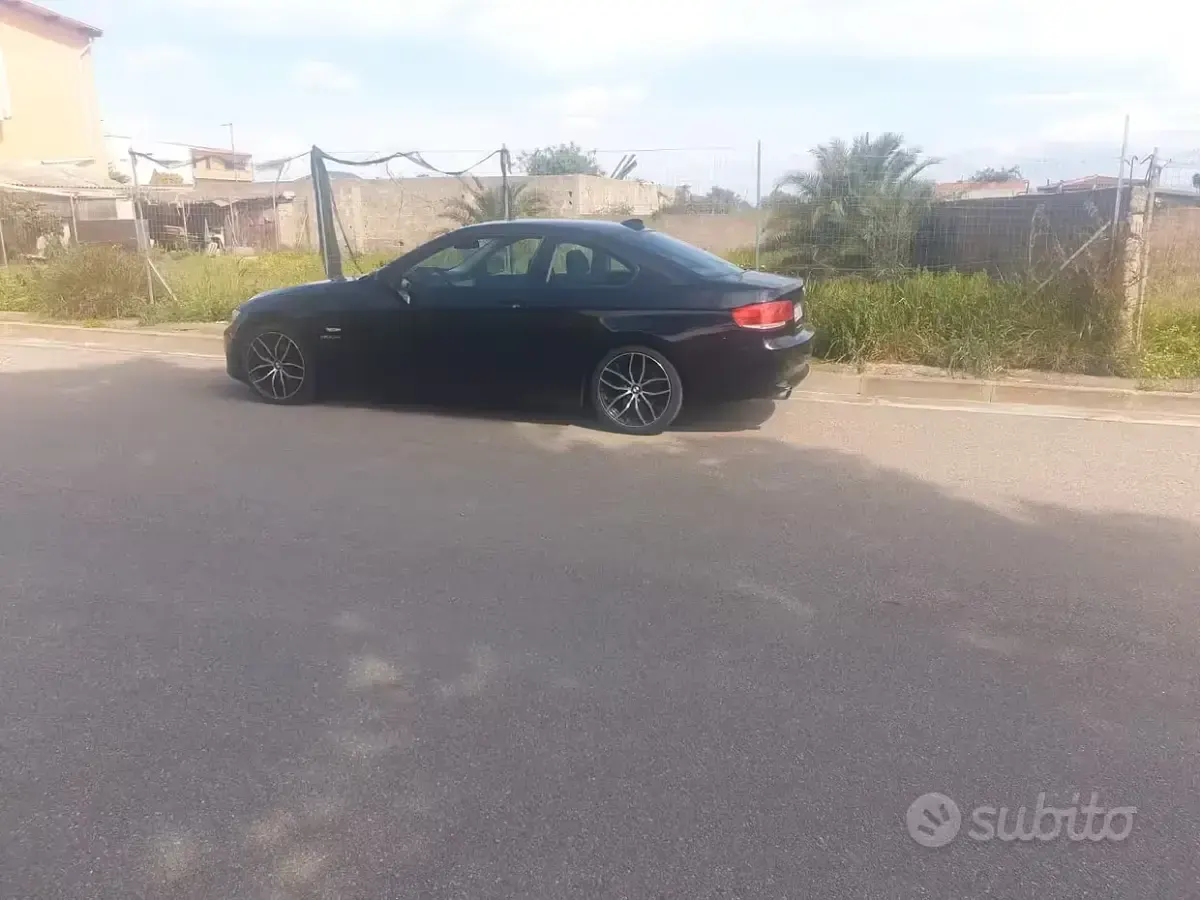 Usata BMW 320 2010 Nero Coupé