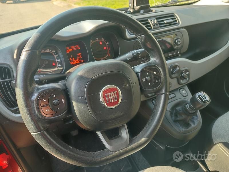 Usata Fiat Panda 85 CV (62 kW) 2017 Rosso Utilitaria