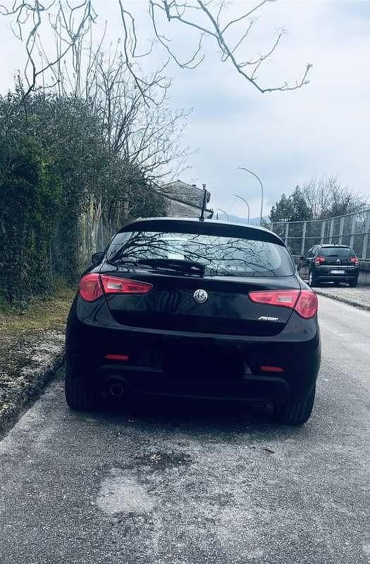 Gebraucht Alfa Romeo Giulietta 143 PS (105 kW) 2013 Kleinwagen