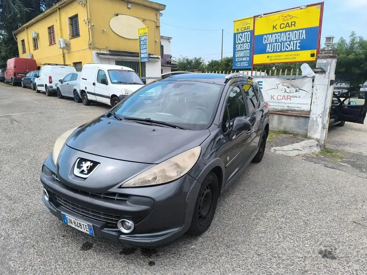 Usata Peugeot 207 Outdoor Outdoor 90 CV (66 kW) 2008 Grigio Station wagon