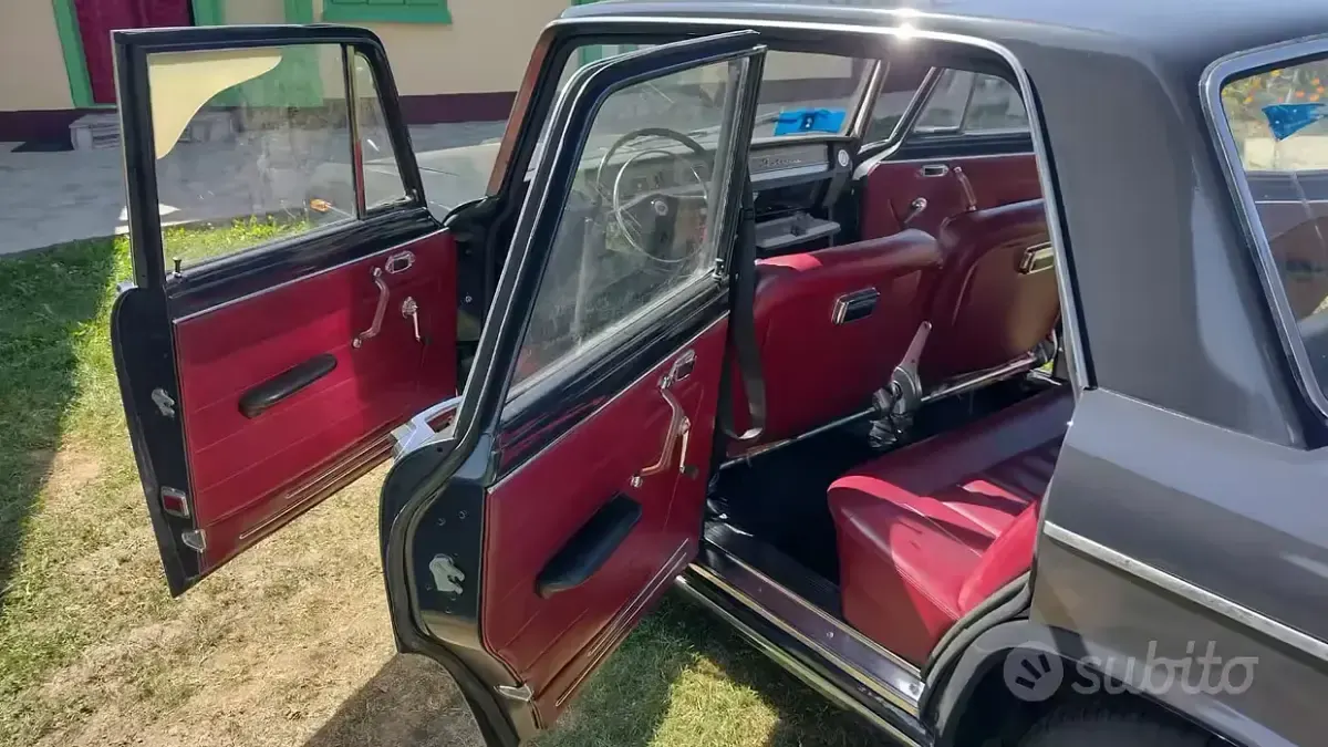 Usata Lancia Fulvia 1960 Blu Berlina
