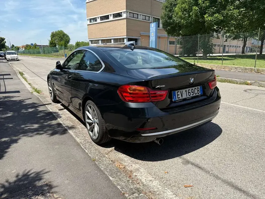 Usata BMW 420 Coupé Efficient Dynamics 184 CV (135 kW) 2014 Nero Coupé