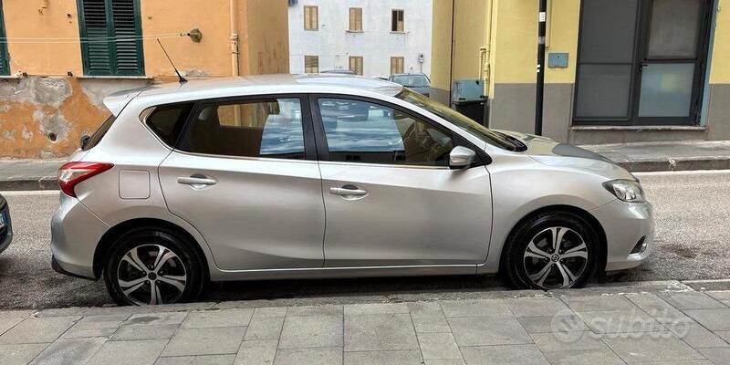 Usata Nissan Pulsar 110 CV (80 kW) 2017 Grigio Berlina