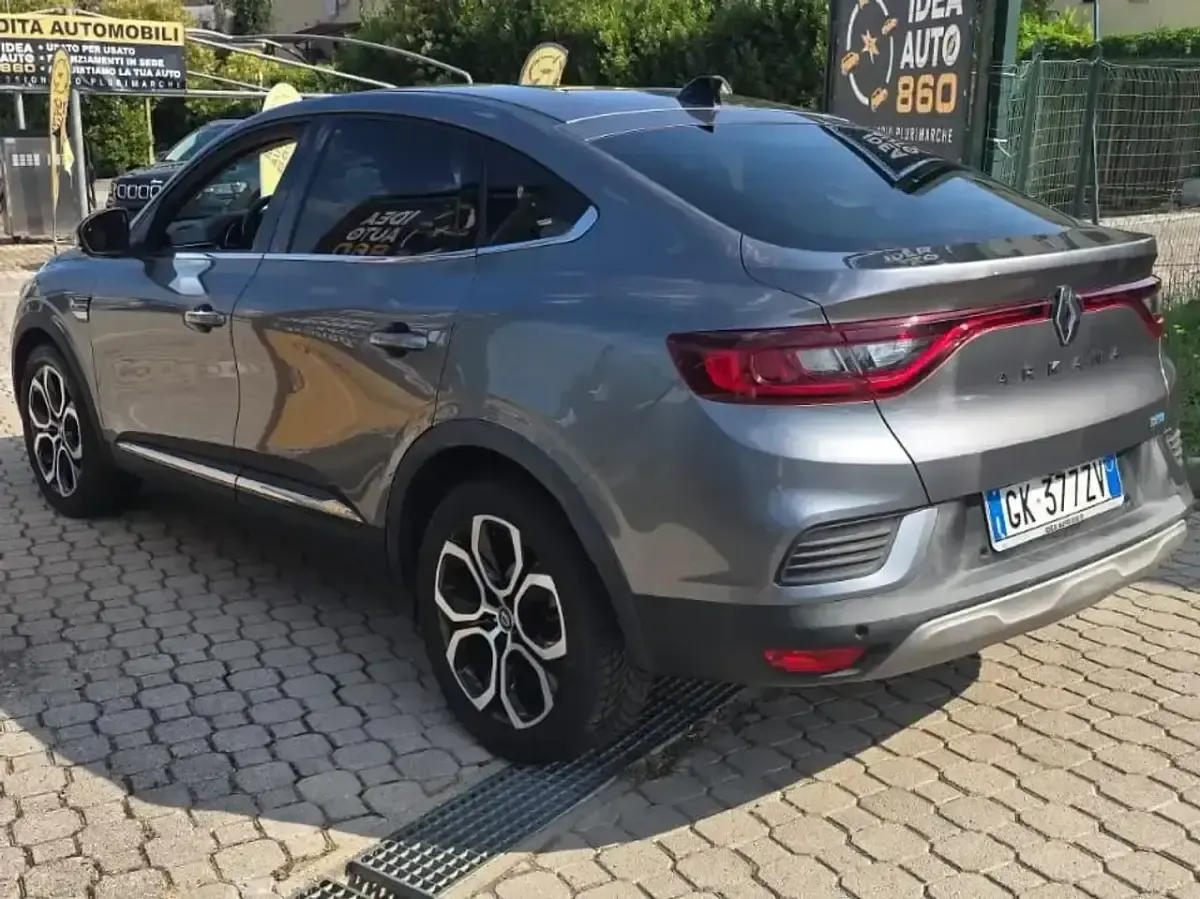 Usata Renault Arkana Intens 94 CV (69 kW) 2022 Grigio SUV
