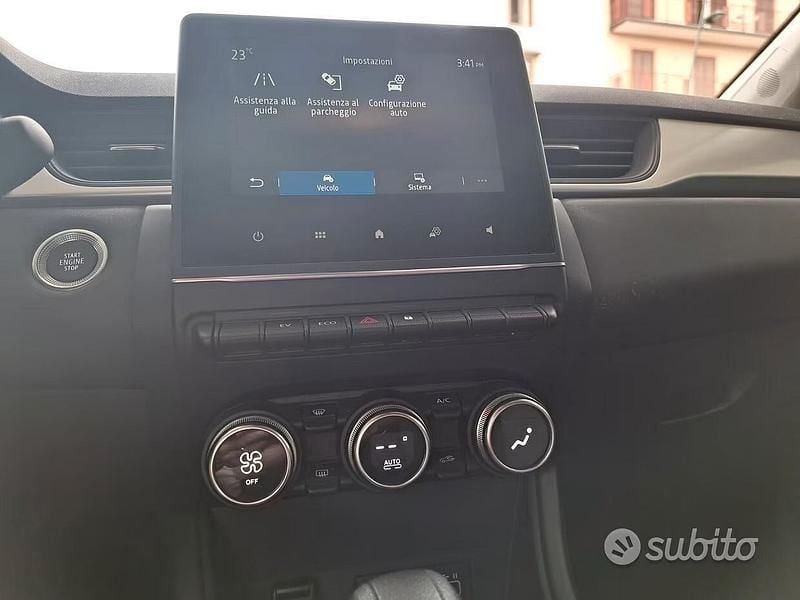 Usata Renault Captur Techno 145 CV (106 kW) 2024 Nero SUV