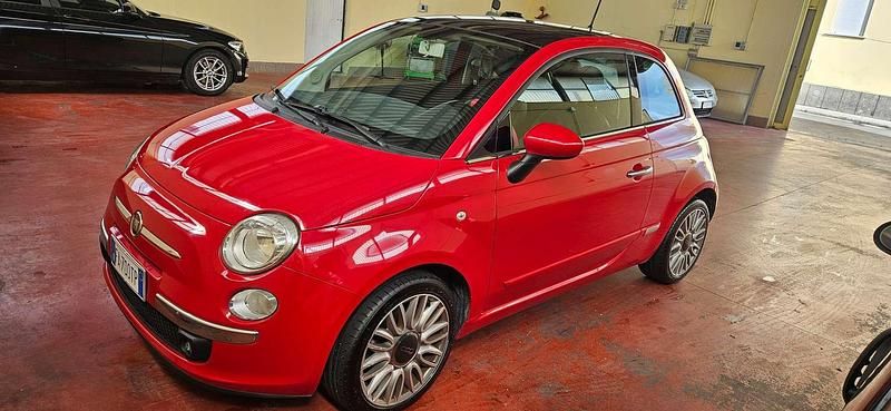 Usata Fiat 500 Lounge 69 CV (50 kW) 2015 Rosso Utilitaria