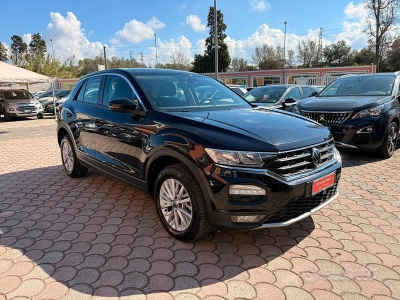 Usata VW T-Roc 116 CV (85 kW) 2021 Nero SUV