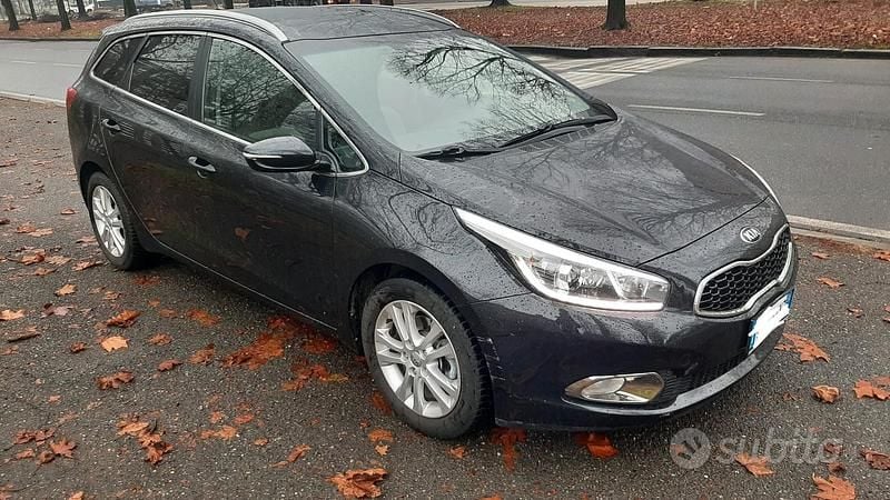 Usata Kia Ceed 2012 Nero Utilitaria