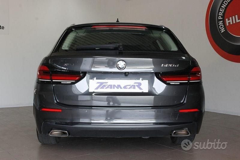 Usata BMW 520 Efficient Dynamics 190 CV (139 kW) 2021 Grigio scuro Station wagon