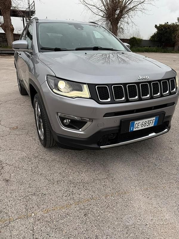 Usata Jeep Compass 140 CV (102 kW) 2021 Grigio SUV
