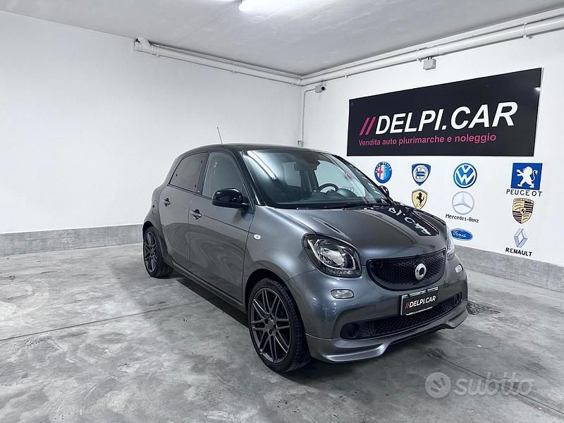 Usata Smart ForFour Brabus 90 CV (66 kW) 2017 Grigio Utilitaria