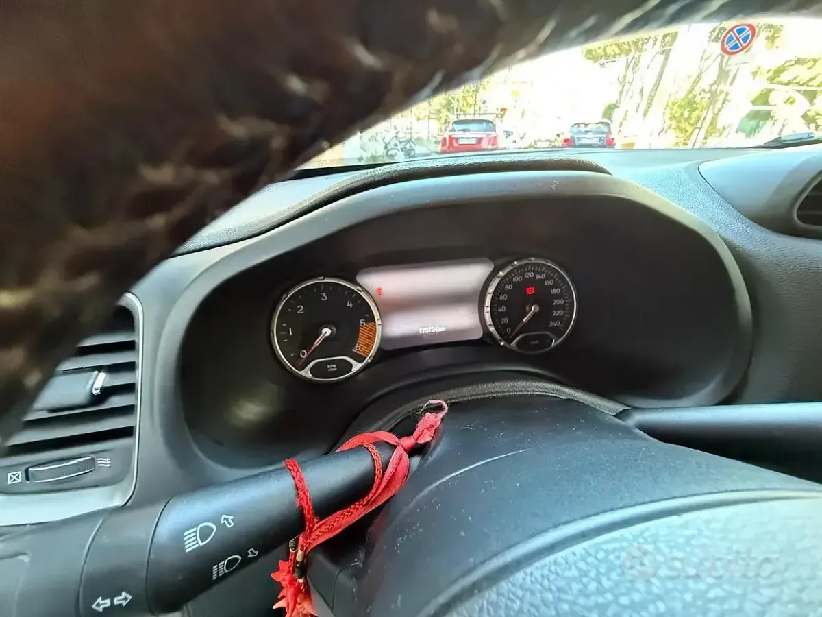 Usata Jeep Renegade 120 CV (88 kW) 2019 Bianco SUV