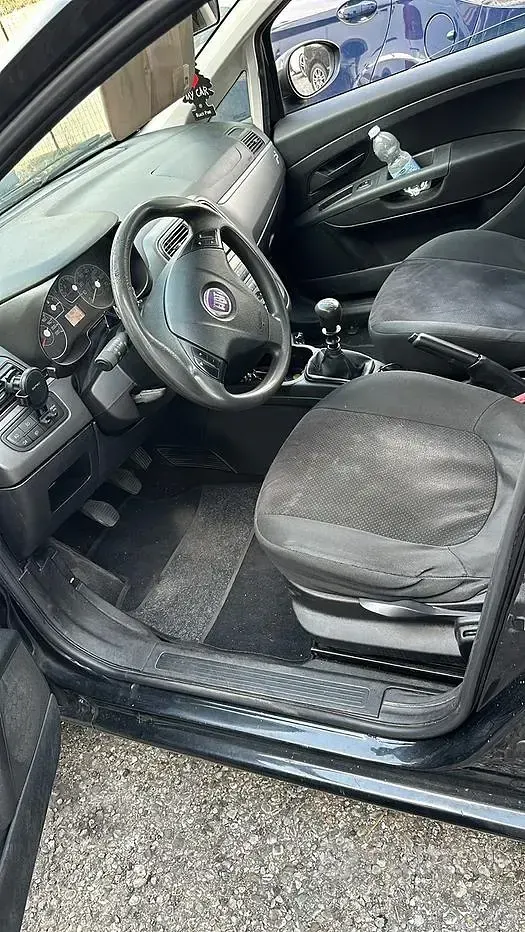 Usata Fiat Grande Punto 65 CV (47 kW) 2008 Nero Utilitaria