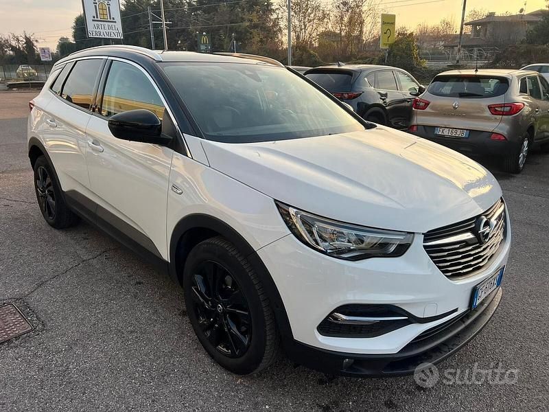 Usata Opel Grandland X Design Edition 131 CV (96 kW) 2021 Bianco SUV