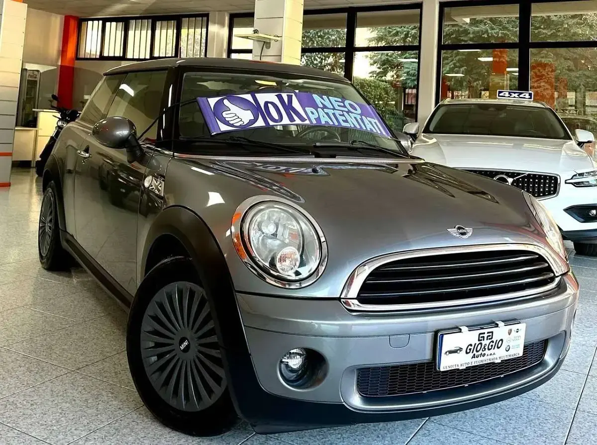 Usata Mini ONE 90 CV (66 kW) 2009 Antracite met. Utilitaria