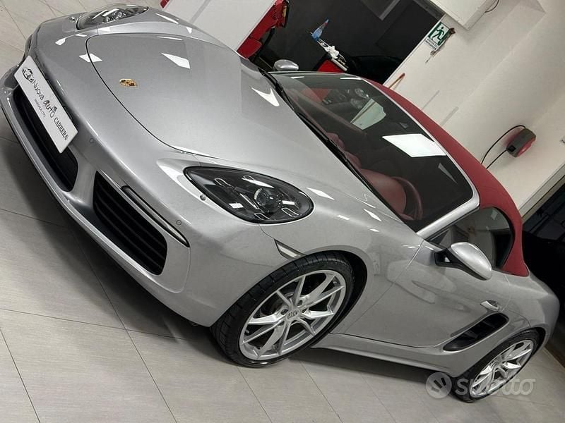 Usata Porsche 718 Boxster 300 CV (220 kW) 2020 Grigio Cabrio