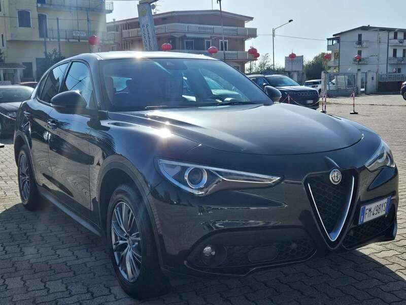 Usata Alfa Romeo Stelvio Executive 210 CV (154 kW) 2017 Nero SUV