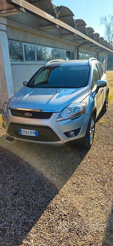 Grigio Usata 2011 Ford Kuga Titanium SUV | 6300 € (Ottimo prezzo) - Immagine 1/4