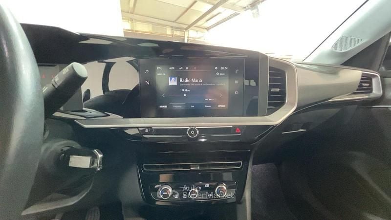 Usata Opel Mokka Elegance 110 CV (80 kW) 2022 Grigio SUV