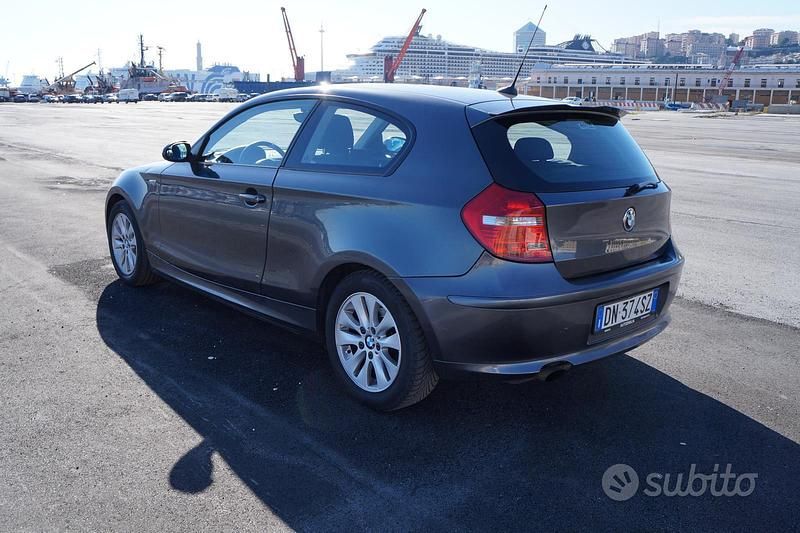 Usata BMW 116 125 CV (91 kW) 2008 Grigio Utilitaria
