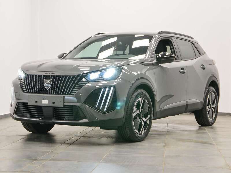 Argento Usata 2024 Peugeot 2008 Allure SUV | 16.490 € (Ottimo prezzo) - Immagine 1/4