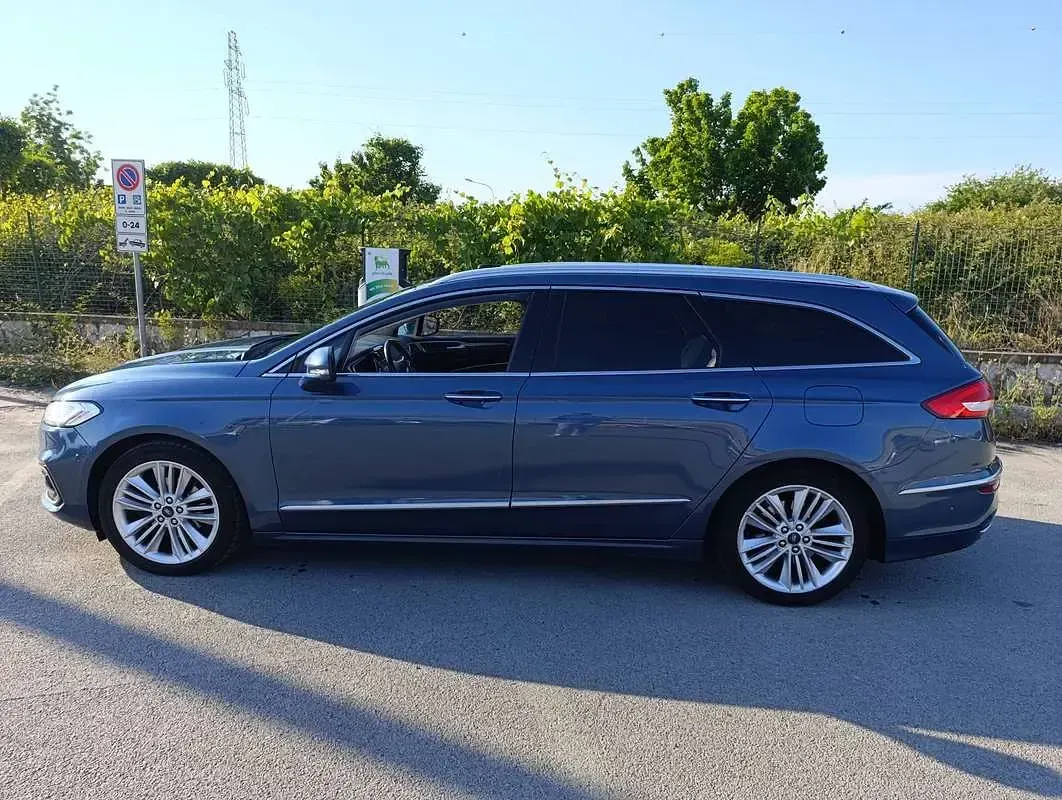 Usata Ford Mondeo Vignale 190 CV (139 kW) 2019 Blu/azzurro Station wagon