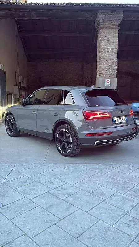 Usata Audi Q5 Business 190 CV (139 kW) 2017 Grigio SUV