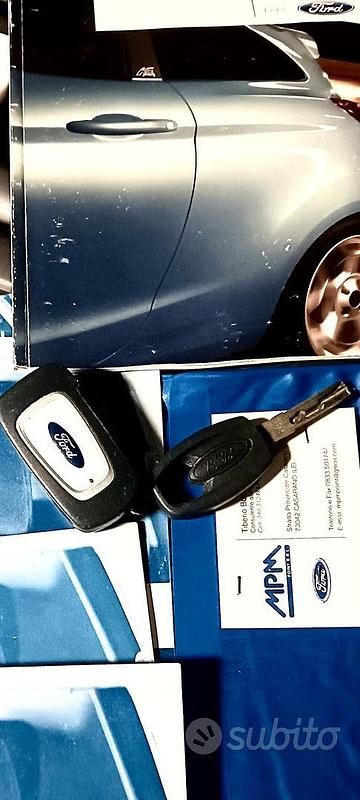 Usata Ford Ka Titanium 75 CV (55 kW) 2010 Blu/azzurro Utilitaria