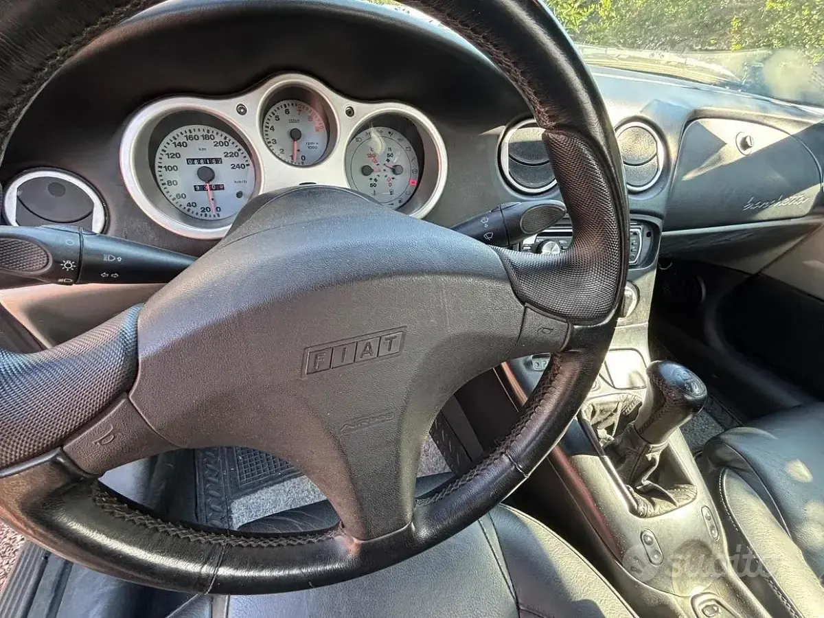 Usata Fiat Barchetta 131 CV (96 kW) 1995 Grigio Cabrio