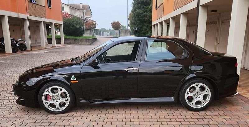 Usata Alfa Romeo 156 GTA 250 CV (183 kW) 2003 Nero Berlina