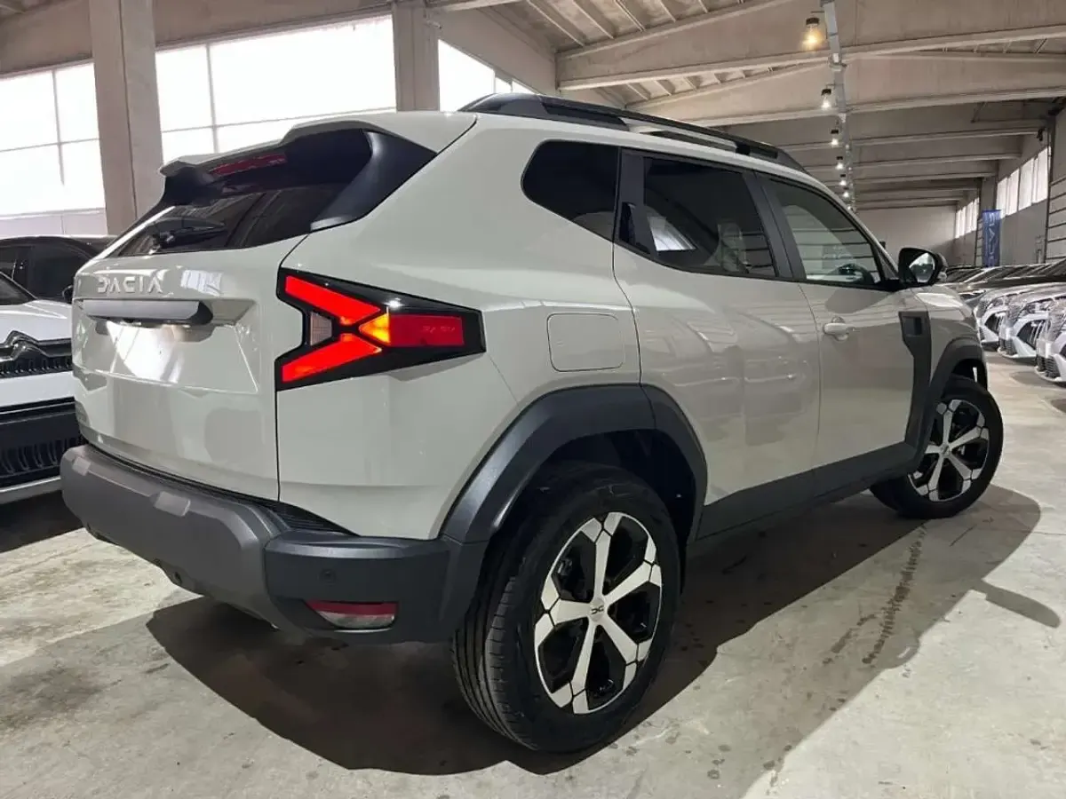 Nuova Dacia Duster Journey 131 CV (96 kW) 2025 Grigio SUV