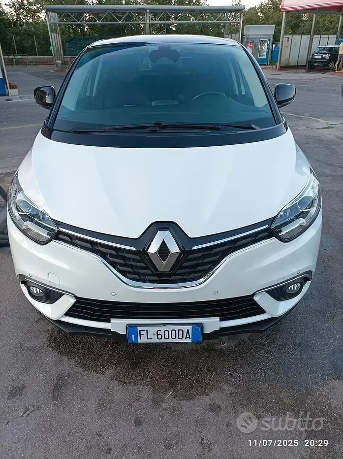 Usata Renault Scénic III 131 CV (96 kW) 2017 Bianco Monovolume