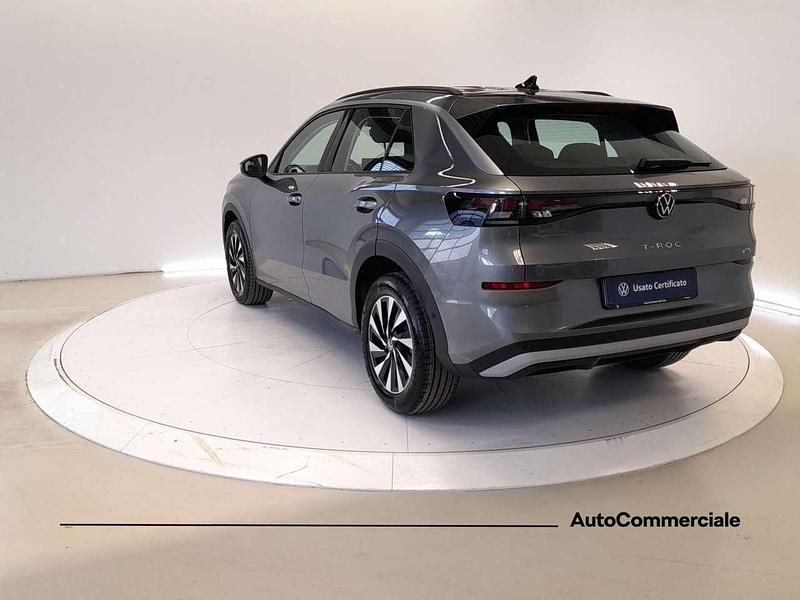 Nouvelle VW T-Roc Life 116 ch (85 kW) 2026 Gris SUV