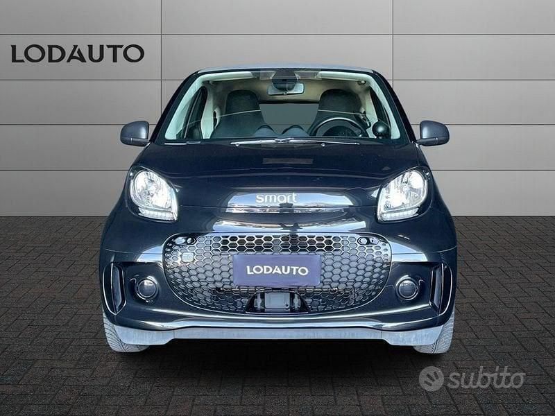Usata Smart ForTwo Electric Drive Pure 41 kW (56 CV) 2022 Nero Berlina