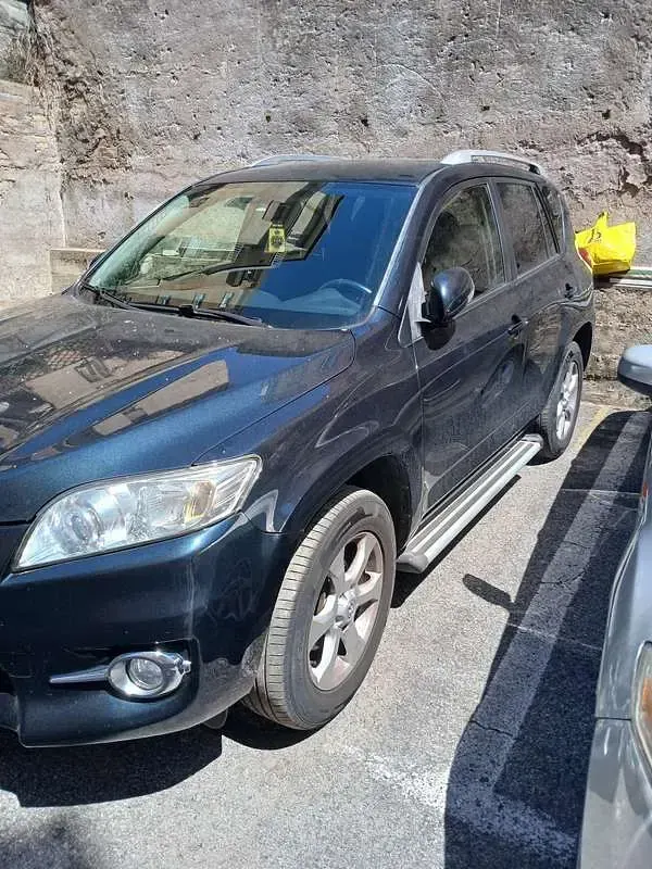 Usata Toyota RAV4 150 CV (110 kW) 2010 SUV