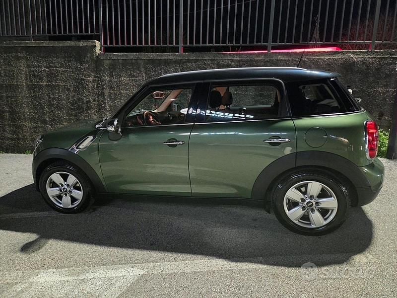 Usata Mini One D Countryman 111 CV (81 kW) 2015 Verde SUV