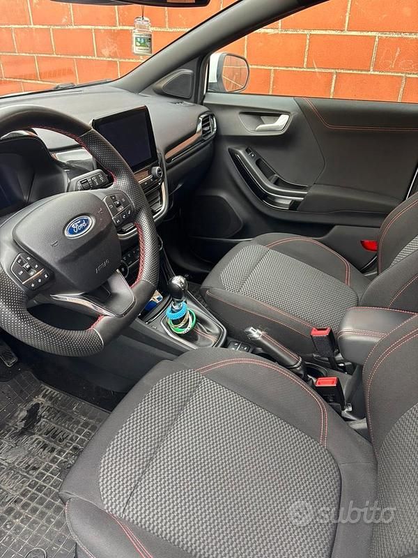 Usata Ford Puma ST-Line 125 CV (91 kW) 2023 Bianco SUV